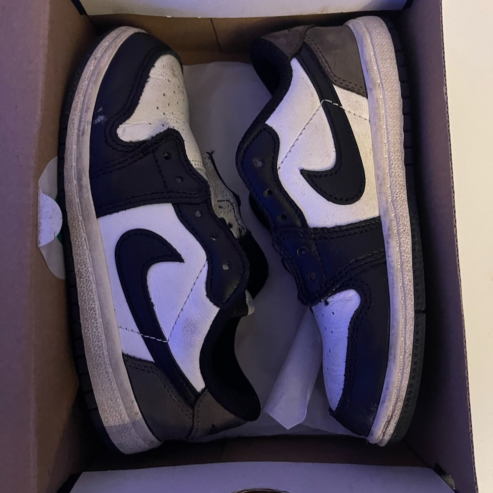 Nike Kids Sneakers - Black and White